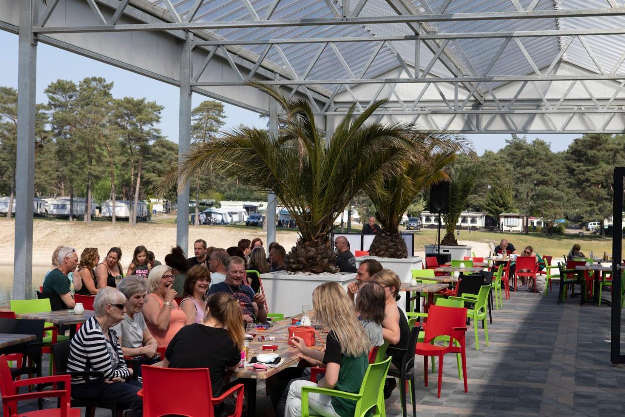 Hotel Camping Blauwe Meer Nv Lommel Esterno foto