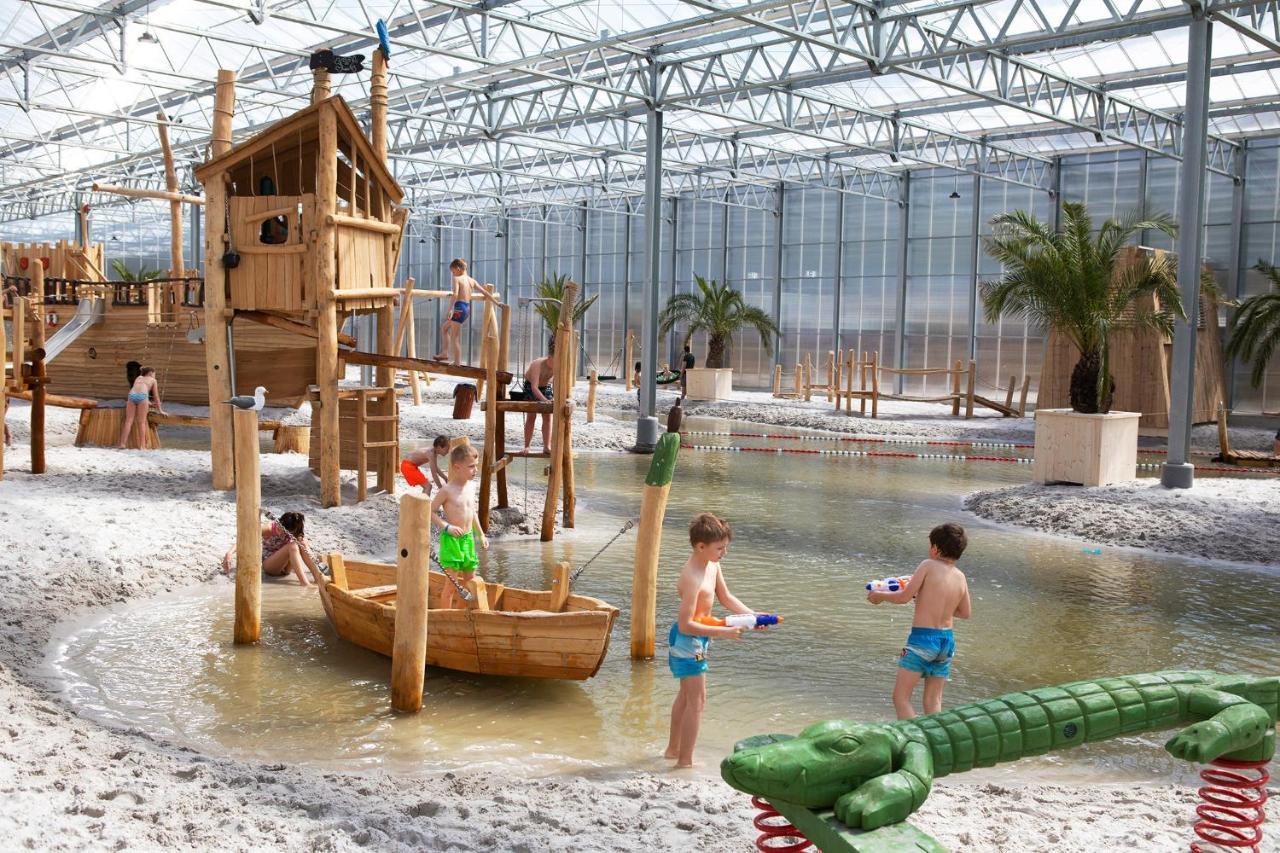 Hotel Camping Blauwe Meer Nv Lommel Esterno foto