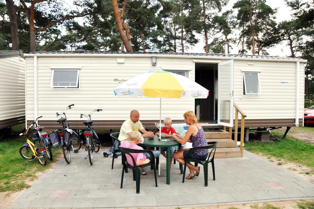 Hotel Camping Blauwe Meer Nv Lommel Camera foto