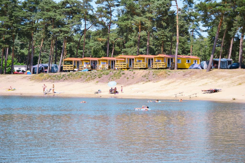 Hotel Camping Blauwe Meer Nv Lommel Esterno foto